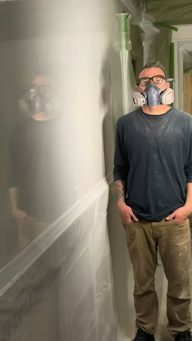 Our GM, Ben, has been working tirelessly alongside the other contractors to prepare this beautiful home for the summer season. High-gloss finishes are a meticulous process, requiring extensive prep work, precise attention to detail, and carefully controlled temperature and airflow. With one room down and one left to go! Thank you @k2painting_ri for assisting us with this project!
We’re excited to share the final result using @finepaintsofeurope stay tuned!