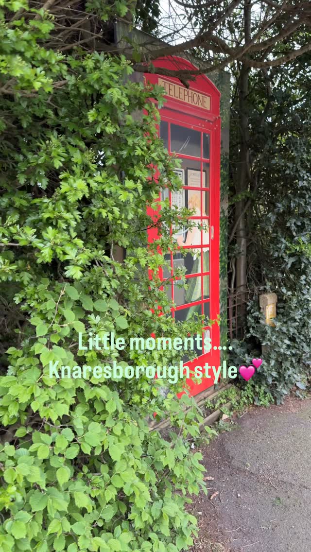 There’s only one place in the world where they run with beds through the streets…
——————————————————————
Hi 👋 We are The Harrogate Fam. Follow us to 🍽️ Eat 🌸 Enjoy & 🌿 Explore your way around Harrogate and beyond - your go-to guide for the best food, family fun & hidden gems in North Yorkshire. 💚
#knaresborough #harrogate #knaresboroughviaduct #knaresboroughbedrace #knaresboroughcastle