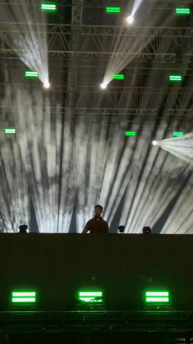 After years of wait, Calvin Harris (@calvinharris) finally takes over Mumbai!!
Mumbai, you really know how to party ๐ซก
Kudos @bookmyshow.live | @sunburnfestival | @bookmyshowin After years of wait, Calvin Harris (@calvinharris) finally takes over Mumbai!!
Mumbai, you really know how to party ๐ซก
Kudos @bookmyshow.live | @sunburnfestival | @bookmyshowin