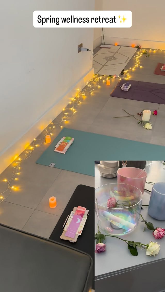 We Moved,
Breathed
& Reset together ✨
Mini Spring Women’s Wellness Retreat 🌷🧘🏽♂️
Thank you @lo_rraine3271 & @_nikki_nu for inviting me to host this private event ❤️
If you’d like to bring something similar to your home or community, feel free to get in touch 💫
#yoga #soundbath #privateevent #retreat #womenswellbeing