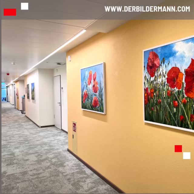 Ein Flur kann auch ein Gefühl sein.
Flure sind emotionale Räume.
Mit den richtigen Bildern werden sie zu Orten der Orientierung, der Sicherheit – ja, sogar der Freude.
Wir gestalten sie mit Kunst, die nicht nur den Raum, sondern auch die Stimmung verändert.
#care #wecare #seniorenheim #pflege #pflegeimmobilien #bestensumsorgt #PflegeGestalten