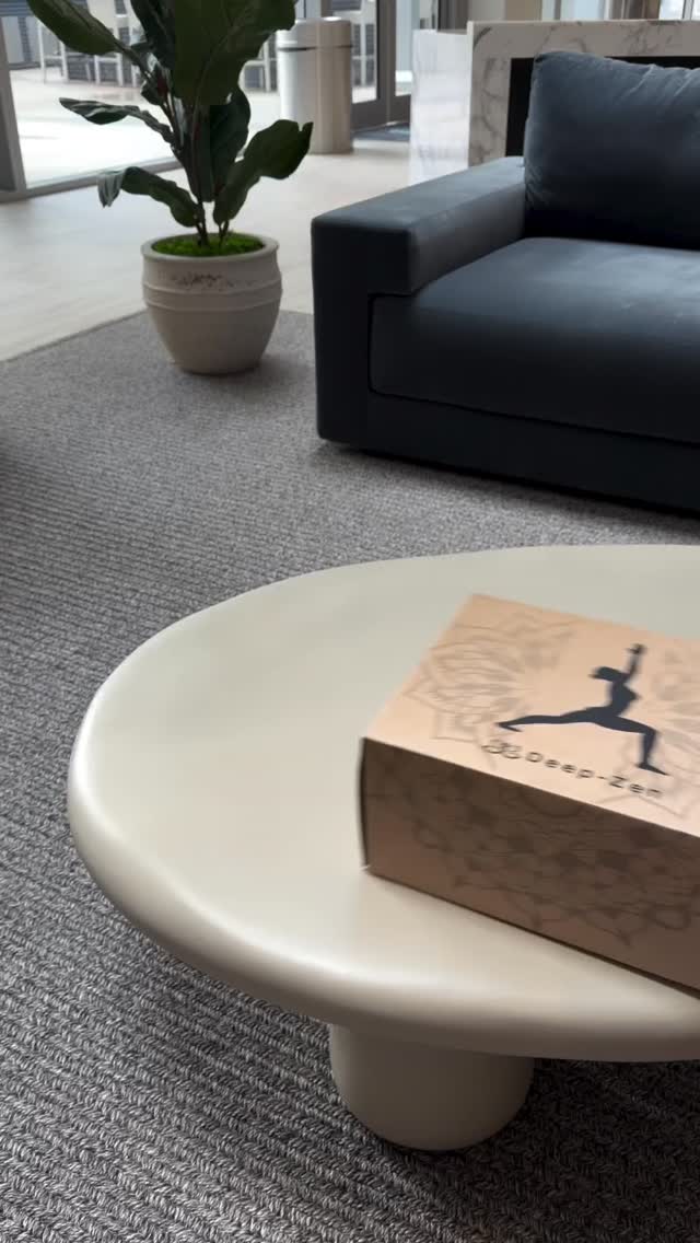 That moment when your knees finally feel supported in low lunge. ✨
Watching her flow from that gorgeous rooftop terrace - blocks cushioning every kneeling pose, hands steady and wrists at ease. This is what mindful practice looks like.
Deep-Zen blocks make modifications feel like luxury, not compromise.
Explore Deep-Zen → link in bio 🤍
#yoga #deepzenyoga #yogablocks #yogapractice #yogalife #wristsupport #yogaprops #lowlunge #yogamodifications #mindfulmovement #yogaforbeginners #wellnessjourney