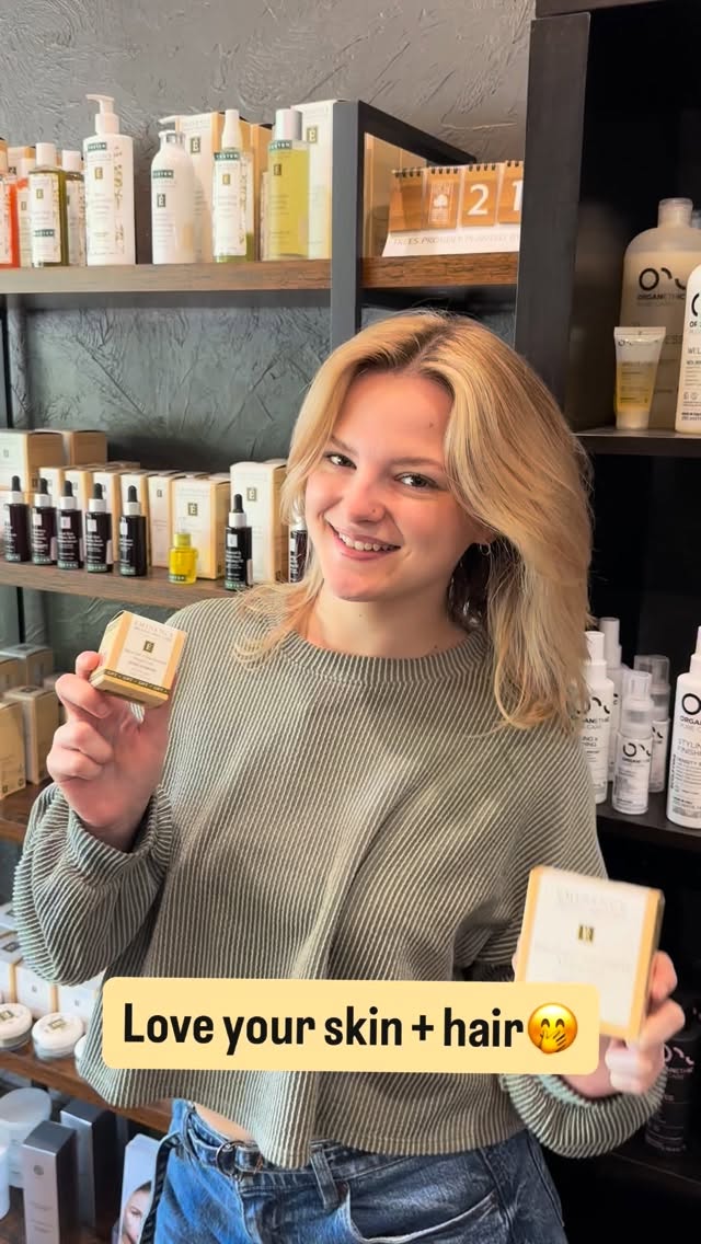 Good hair + glowing skin is better when it’s shared 🤍
Refer a NEW client and you’ll both get a mini product 🎁
Send 3 friends and get a FULL SIZE ✨
Haircare or skincare — your choice (including our Eminence Organic Skin Care favorites 💫)
Tag your people or send this to them 👇
#uptownshelbync #freeisgood #mini