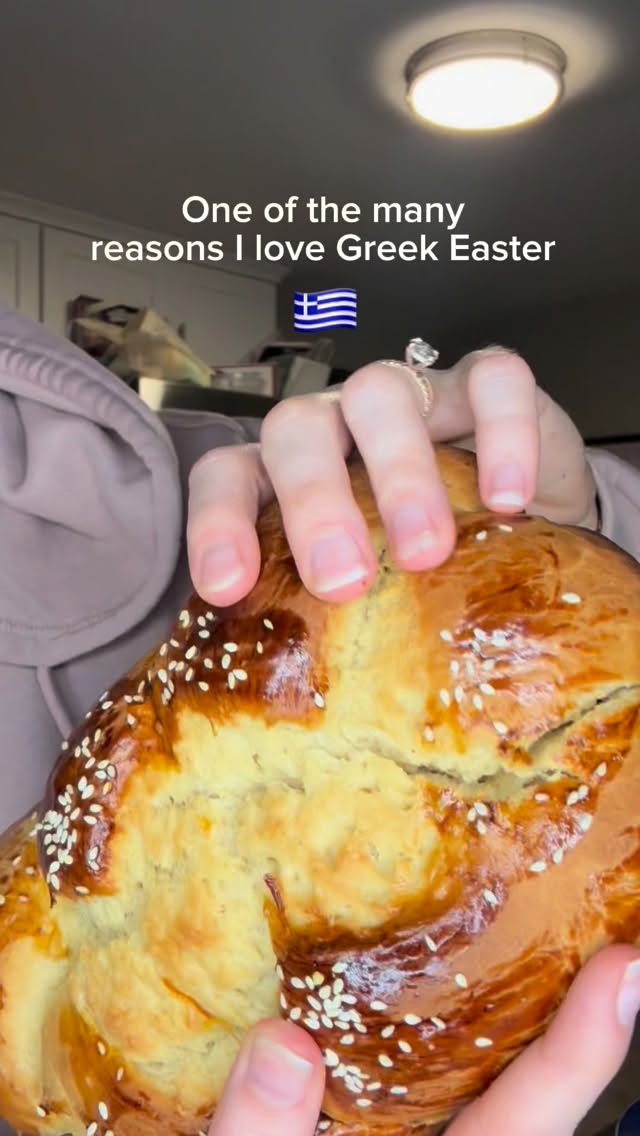 🇬🇷 As long as I can remember my cousins and I have looked forward to this day every year. Easily our favorite holiday and I loved this the most because it had nothing to do with gifts. It’s the love, the recipes, the smells that all make the day so special.
Shout out to @sagaponyc for this fire recipe and to my mommie @konstanced4 for starting this baking tradition together. 🤍
Κάλη Ανάσταση ✝️