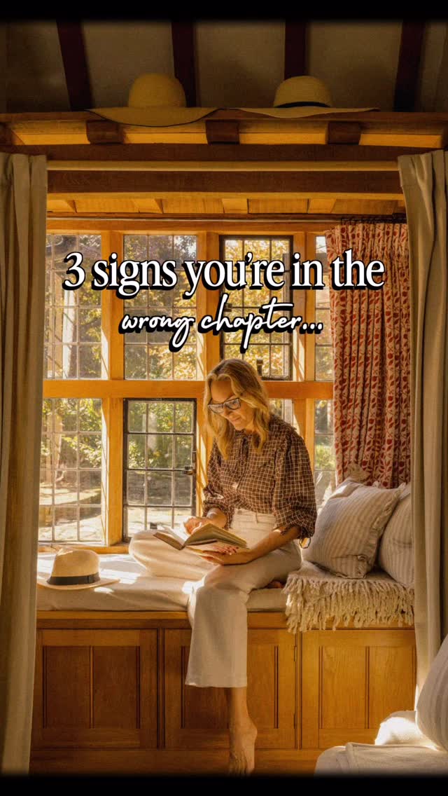 1) You keep re-reading the SAME page (aka it no longer excites you)
2) It feels uncomfortable (aka this is NOT me anymore)
3) You’re waiting for permission (that nobody is coming to give you)
The hardest part ? Admitting this chapter has already ended…
📣 Season 2 of New Chapters - out April 28th 🎙️🎧
#newchapters #growthmindset #boldmoves