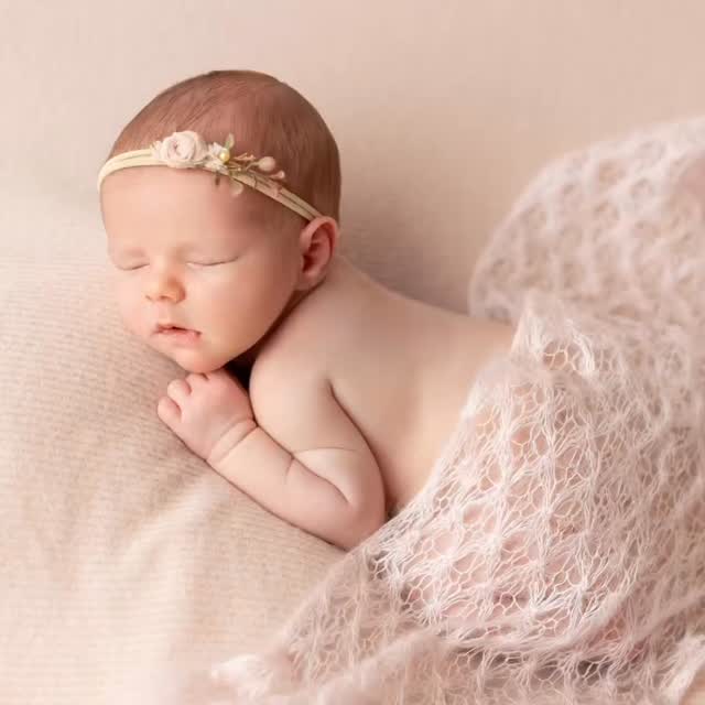 Newborn Studio Session #newbornphoto #newbornsibling #newbornphotoshoot #sugarbabyphotography #sanmateophotographer