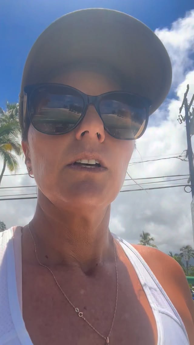 🌊Kailua Beach Park, Thursday, April 16th, 2026.
Overall the ocean looks somewhat cleaner on this side. Signs only posted for high bacteria for the canal. I ran further down the beach towards Kalamas and Flag Poles it was looking a little gnarly, not gonna lie.
Please, please keep your keiki out of the canal! Yes it looks clearer towards the ocean but why chance it? I did not even walk through that canal water. I walked around for my beach run.
If you choose to go in the water go where the water looks the cleanest and clearest. I could not find any recent water quality result for Kailua Beach so please use your best judgment. Some spots look cleaner than others in Kailua.
#waterquality #watersafety #beachsafety #kailua #kailuabeachpark