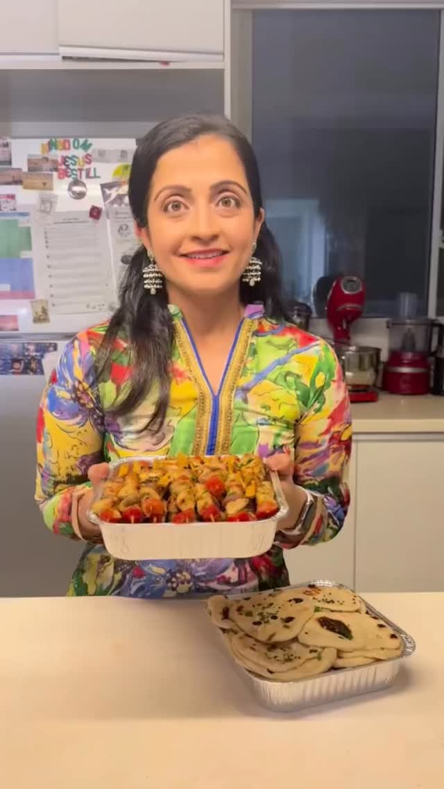 For my son’s Kindergarten class, I made mini chicken tikkas and mini soft, fluffy naans ❤️
In a place as beautifully diverse as Singapore, I always try to take small, meaningful opportunities to share a part of our heritage with the children.
Growing up surrounded by so many cultures is such a gift, but it also makes it even more important for our little ones to stay connected to their own roots, to know where they come from, and to carry those stories with them. ✨
These moments may seem simple, but they’re the ones that shape identity, pride, and a deeper sense of belonging.
Comment “RECIPE” and I’ll share how I made these at home!
#sgkids #sgmums #kidscooking #singaporeparents #cookingwithkids
