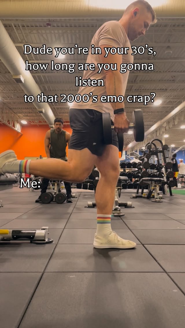 Nothing gets me through leg day like that 2000s emo “crap” haha
And nothing feels better than successfully completing a leg day and felling that burn
What’s your favorite 2000s emo rock pump up list?