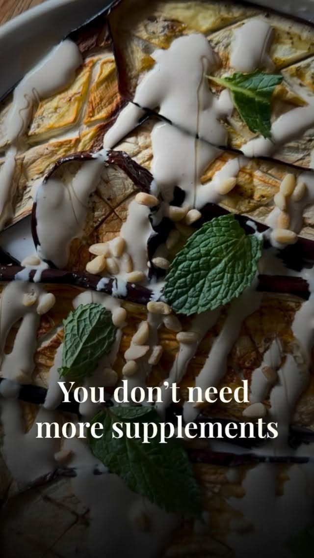 If your gut routine is mostly supplements, we need to talk.
As much as we would like to believe our gut runs on capsules and powders, it actually runs on what we consistently eat.
This is one way I build meals, using real food strategically so my energy stays stable and I’m not chasing crashes later.
If you are feeling overwhelmed and don’t know where to start, DM “RESET” if you want a simple place to begin.
#guthealth
#bloodsugarbalance
#eatforenergy
#realfoodfirst
#metabolichealth
