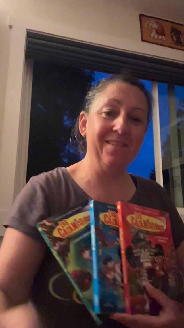 Day 12 of 14 Cazamisterios Book series recommendation- resource 12 to experience español with your peque! Reading together is an amazing way to bond, build literacy skills, enjoy stories etc. It can be tricky to find good books actually written in Spanish and this is one of them! It is from Spain, so be prepared for Castilian Spanish! My kids and I have really enjoyed these books, hope someone else finds them fun! #niños #superfanschallenge #14daychallenge #librosenespañol #cazamisterios @patflynn