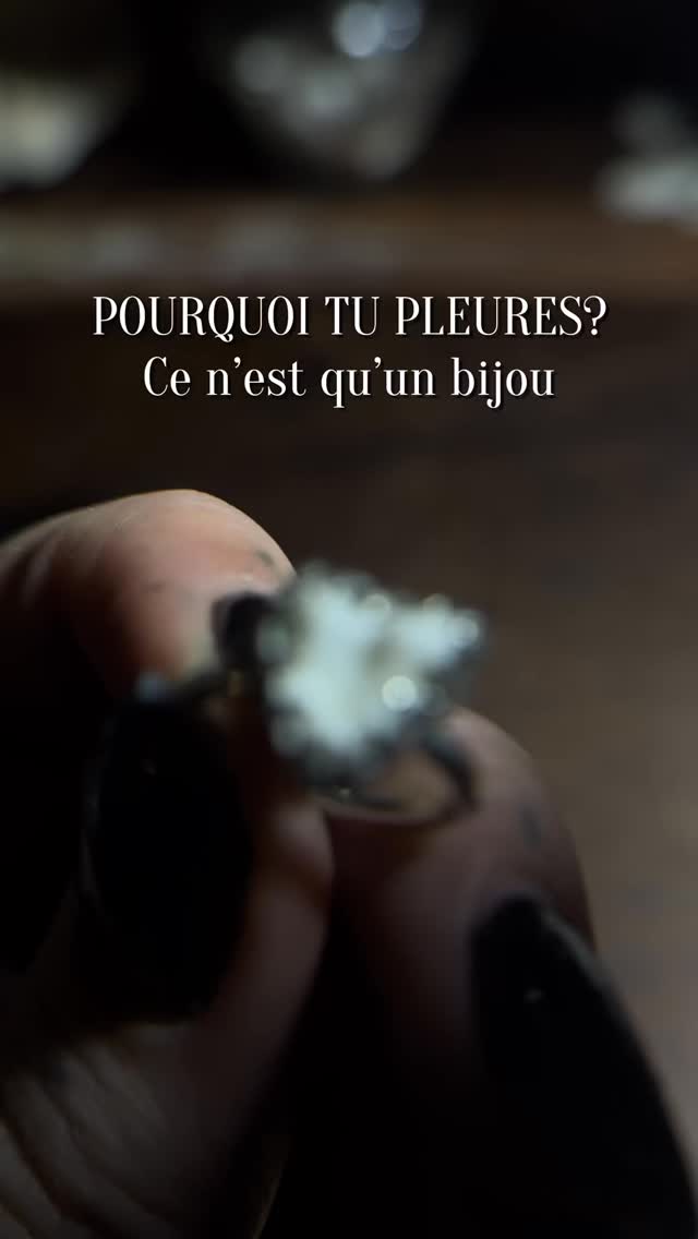 Si tu me comprends et que tu ressens la même chose, parle moi de ton compagnon en commentaire🥹🐾🖤
Bijoux mémoriaux faits main, bijoux souvenirs, commémoratifs, animaux de compagnie, victorien gothique