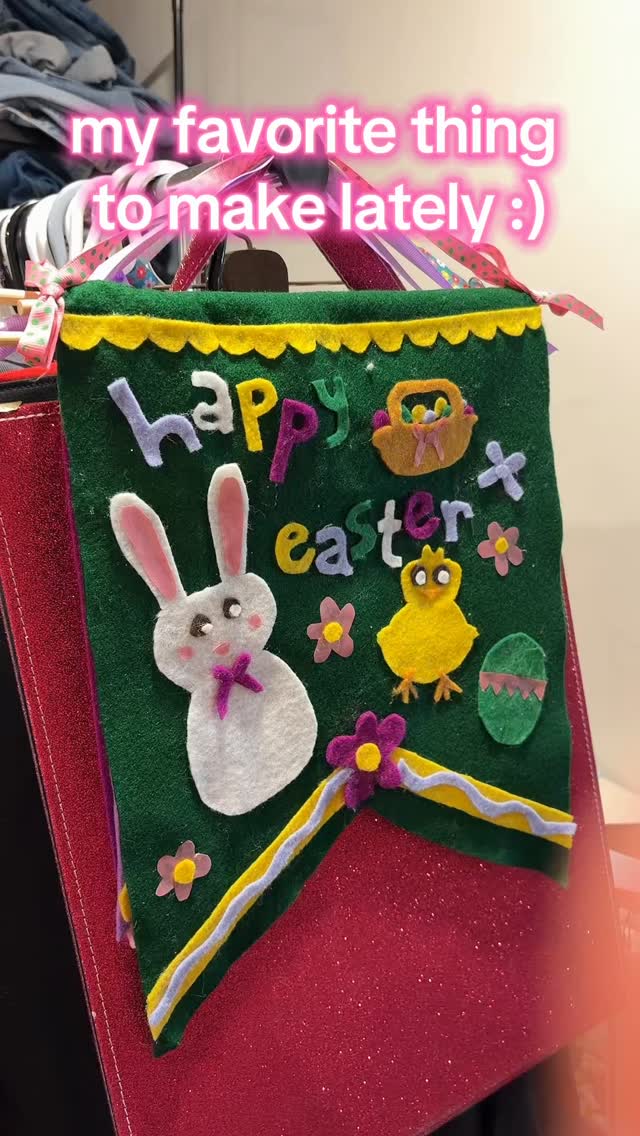 which one is your fav? 🫣 #smallbusiness #felt #handmade