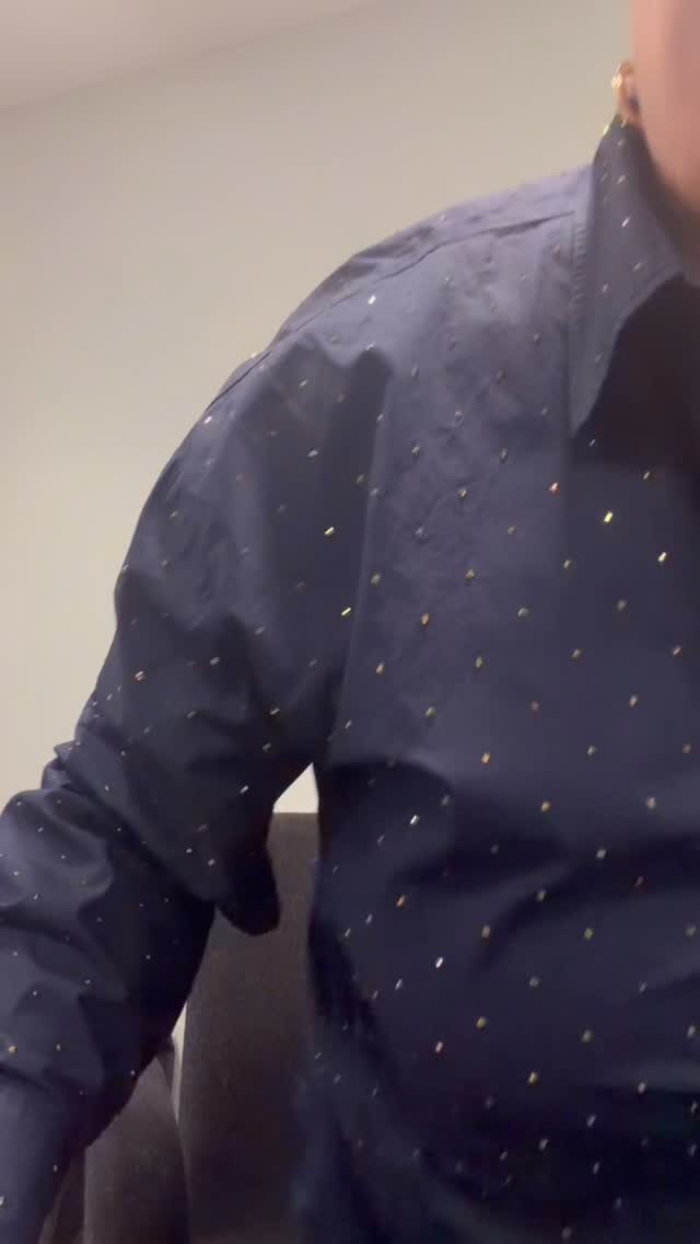 Vi vill se långsiktiga satsningar för att fler ska få förverkliga drömmen om barn.
🍀 Slopa åldersgränsen
🍀 Erbjud subventionerade syskonförsök
🍀 Ge båda kvinnorna i en samkönad relation rätt till behandling
🍀 Erbjud IVF vid upprepade missfall
🍀 Säkra tillgången till könsceller
Mitt i allt det svåra finns också hoppet. Politikens uppgift måste vara att ge det hoppet en verklig chans 💚