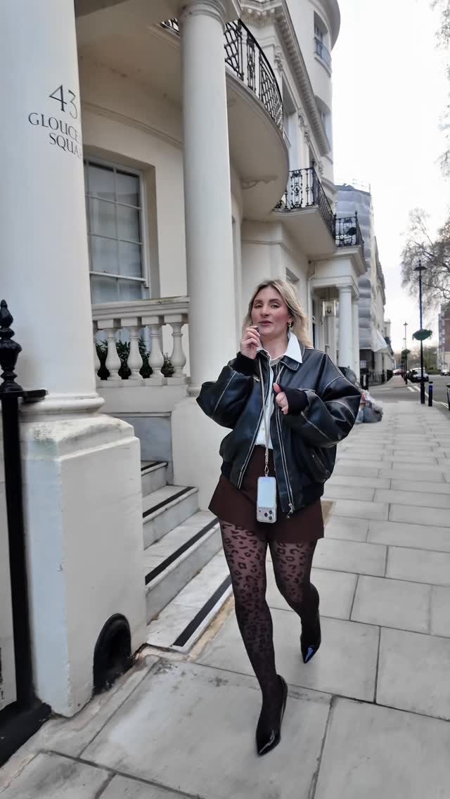 Are you too busy to find your dream home in London?
That’s where I come in.
I help you find the right property (even the ones you won’t see on Rightmove), book the viewings, and guide you all the way through to securing it.
Less stress. Less time wasted. Better results.
If you’re thinking about moving, feel free to get in touch 🤝
#PropertyFinder #LondonProperty #Ahandwithproperty #HomeSearch #propertysearch