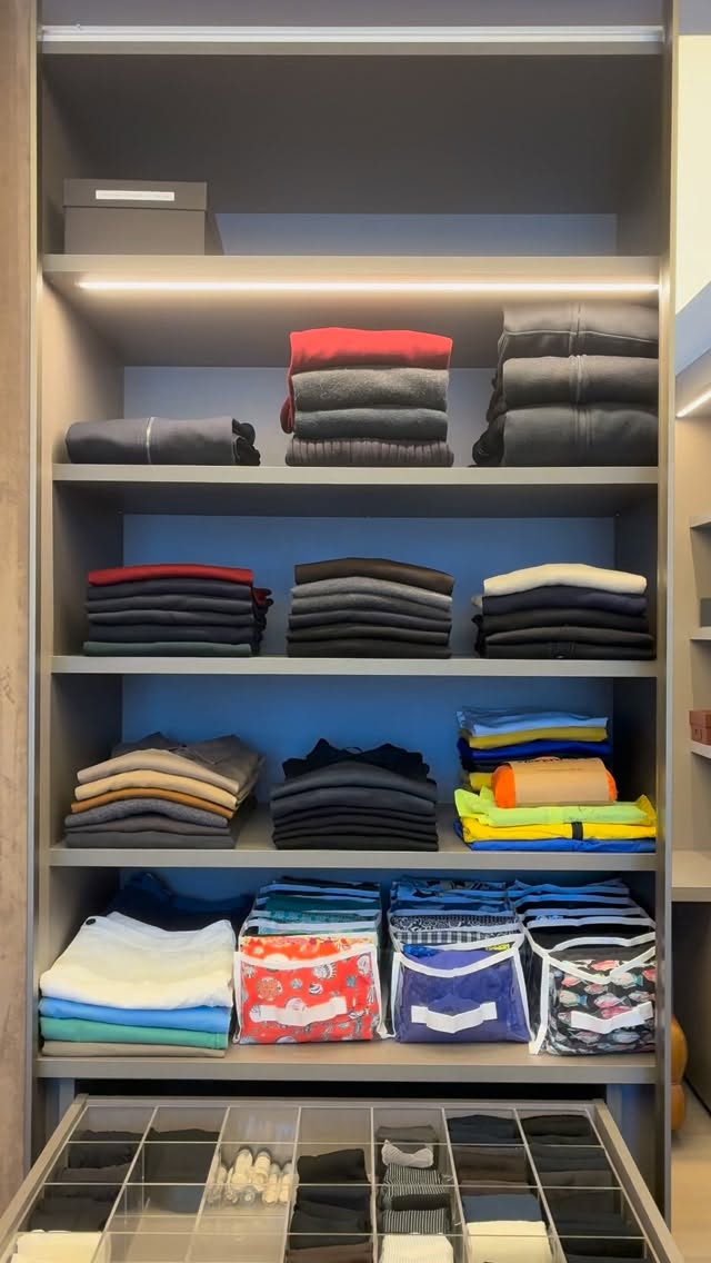 Parte 3 de um closet masculino!
#PersonalOrganizer #Organização
#DicaDeOrganização #closet #homem