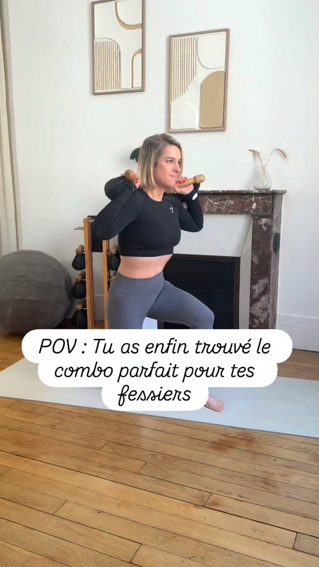 1. Fentes élévations arrière : Le secret du galbe ! On travaille la fesse en profondeur. 🦵
2. Élévations arrière : Isolation maximale. Sens la brûlure, c’est là que ça travaille ! 🔥
3. Glute Bridge : Le roi des fessiers. Contracte fort en haut en engageant le ventre pour un max de résultats. 🍑
Pas besoin de 10 exercices pour avoir des résultats ! ✋ Voici mes 3 indispensables pour sculpter et tonifier tes fessiers à la maison. 🏠
✅ Fentes arrière : 3 x 12 répétitions
✅ Kickbacks : 3 x 15 répétitions
✅ Glute Bridge : 3 x 20 répétitions
✨ Si tu veux aller plus loin et t’entraîner en vidéo avec moi, commente « FESSIER » sous ce post et je t’envoie toutes les infos sur mes cours ! 💬💪🏻
Enregistre la séance pour ton prochain training ! 📌 #fitnessfemme #fessiers #sportmaison #remiseenforme #coachingenligne