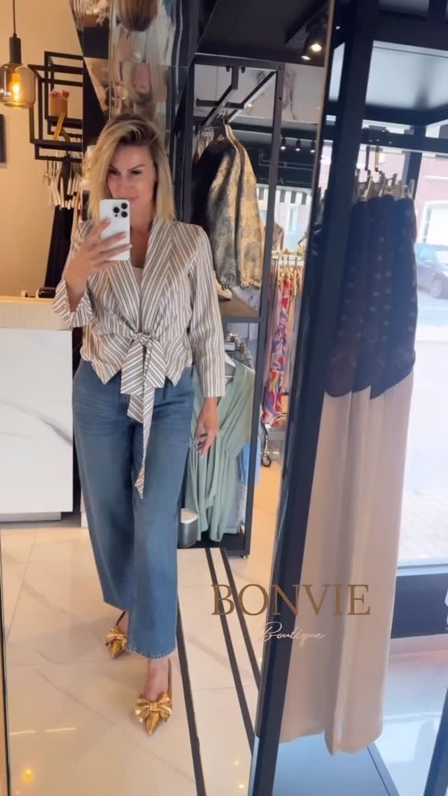 In my kinda Casual chique mood 👀💙