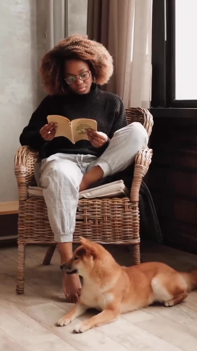 Self-care doesn’t have to be complicated.
For Stress Awareness Month, one of our counsellors shares a few simple ways to take the edge off when things feel overwhelming 💬
🌿 Deep breathing
🌿 Aromatherapy
🌿 Getting outside
🌿 Mindful colouring
🌿 Taking a break from screens
You don’t need to do everything — just pick one and start there.
Small shifts can make a real difference.
And if things still feel too much, you don’t have to manage it alone 💛
#stressawarenessmonth