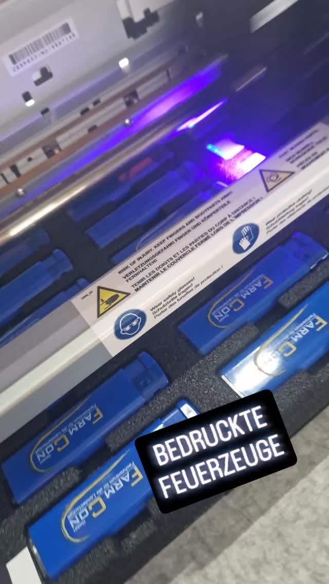 🔥 Werben, das zündet! 🔥
Individuell bedruckte Feuerzeuge im UV-Direktdruck – beidseitig & in Top-Qualität.
Brillante Farben, gestochen scharf & extra langlebig 💥
✨ Optional mit Weißdruck für maximale Farbpower – auch auf dunklen Oberflächen!
Perfekt für Messen, Events oder als stylisches Giveaway mit Wiedererkennungswert.
Jetzt bei uns anfragen & Eindruck hinterlassen 🚀
#Werbemittel #Feuerzeuge #UVdruck #Branding #Giveaway Marketing Werbung Ostalb Print