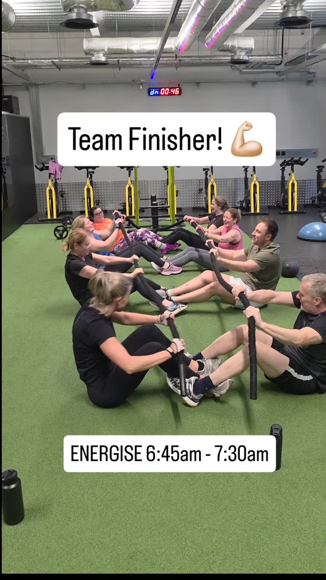 Always time for a Team Finisher 💪🏻
45 minutes class
8 people
1 min each station
2 laps around circuit
Home before everyone wakes up
Exercise done for the day!
Winning at life 💪🏻