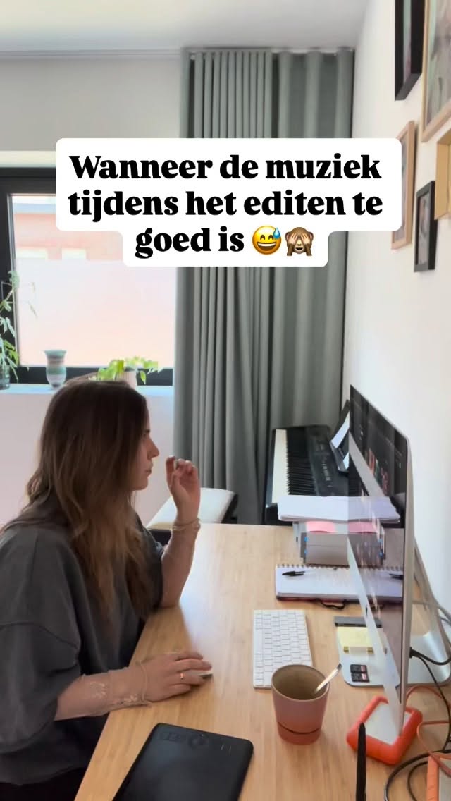 En wanneer zingen ook een passie is 😏
Misschien toch niet zo’n goed idee van die piano daar te zetten.
1. Adele - Drink Wine
2. Olivia Dean - Dive
3. Sienna Spiro - The Visitor
#stayingfocused #tryingtofocus #musicislife