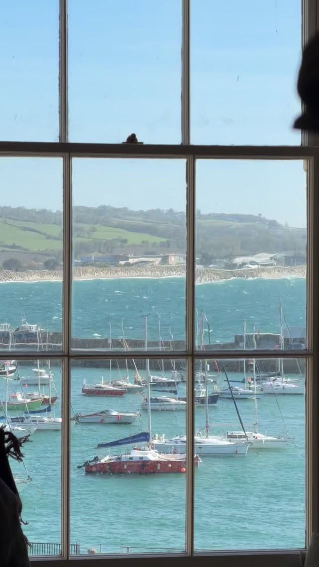 A beautiful but breezy morning in Penzance. I've been at The Bell Tower getting ready to welcome our next guests this afternoon and honestly, I didn't want to go home. I could look out of the window for hours when it's like this.
Just a reminder that we're offering a £100 discount of stays in any of our properties during April and May. Enter the code SPRING at the checkout to take advantage of the offer. You can book directly via our website and you'll find the link in our Profile.
#penzance #selfcatering #selfcateringcornwall #loftapartment #seaview