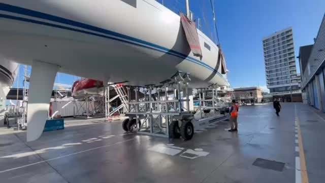 Moving sailing boats has never been so simple, fast and safe ⛵️