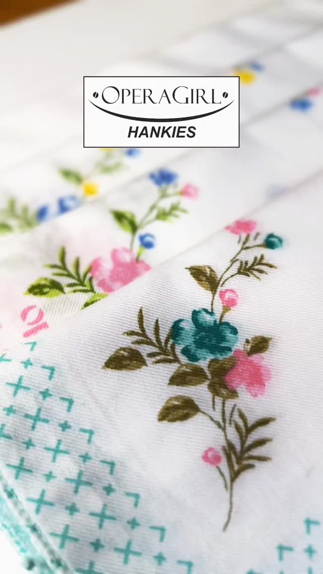 OperaGirl Hankies for women who have penchant for everything bright.
Colors.....Design....people....itself
For ladies
#Handkerchiefs #OperaGirl