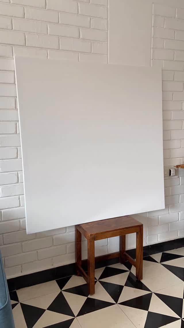 Watch me bring a 48x48 inches canvas to life with sunset hues in this timelapse.
#abstractlandscape #contemporaryartist #indianartist #abstraction #arttimelapse