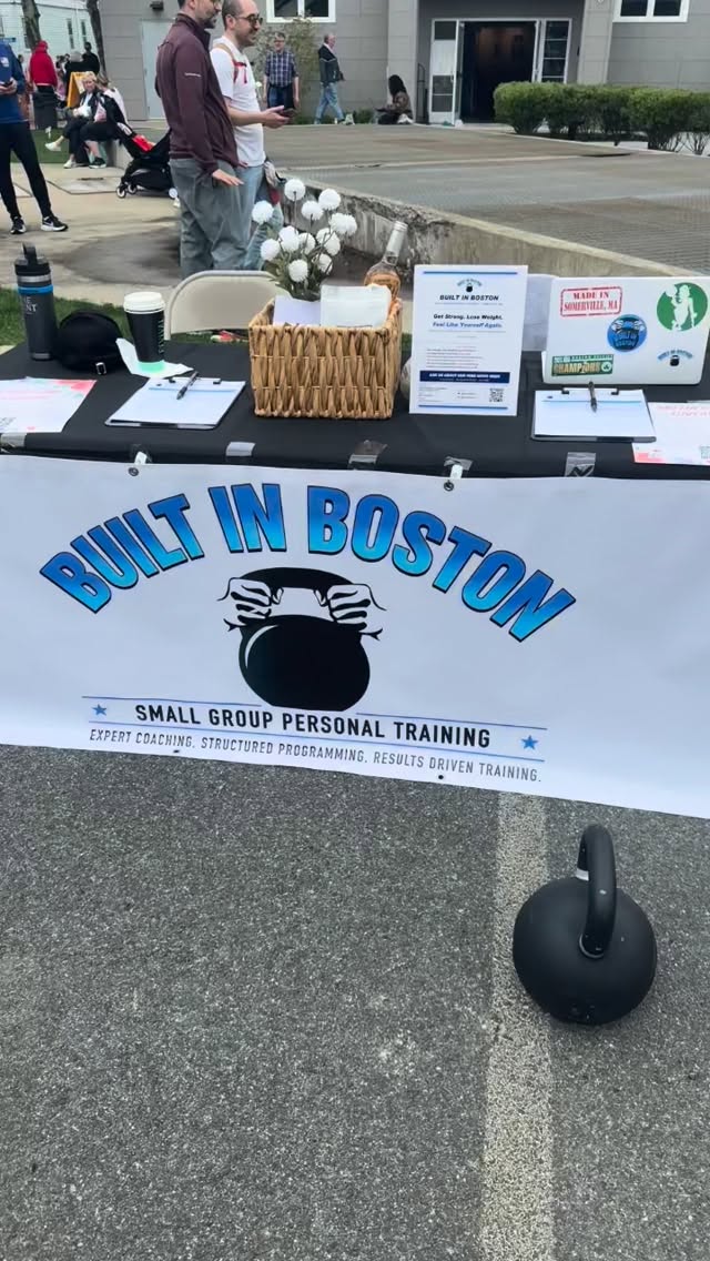 Happy Mother’s Day from Davis Square! 🏃♀️ ��We had a lovely day with our friends from @somervilleroadrunners at the MOMs 5K cheering on our Somerville community, including several members from our gym! ��And speaking of celebrating moms, we’re excited to make someone’s Mother’s Day a little more special…check your email tonight to find out if you are the lucky winner of our $600 Mother’s Day Fitness + Wellness Package!