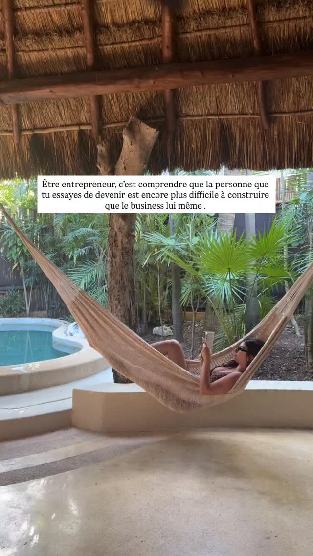 Être entrepreneur, c’est apprendre à dépasser constamment ses limites, à surpasser ses peurs et ses croyances limitantes, à se faire confiance malgré les doutes et les peurs.
Mais c’est aussi une expérience tellement enrichissante et gratifiante.
C’est souvent dans les étapes inconfortables qu’on grandit et qu’on apprend alors fais toi confiance et fonce ✨🤎
#diet#body#mindset#lifestyle#motivation