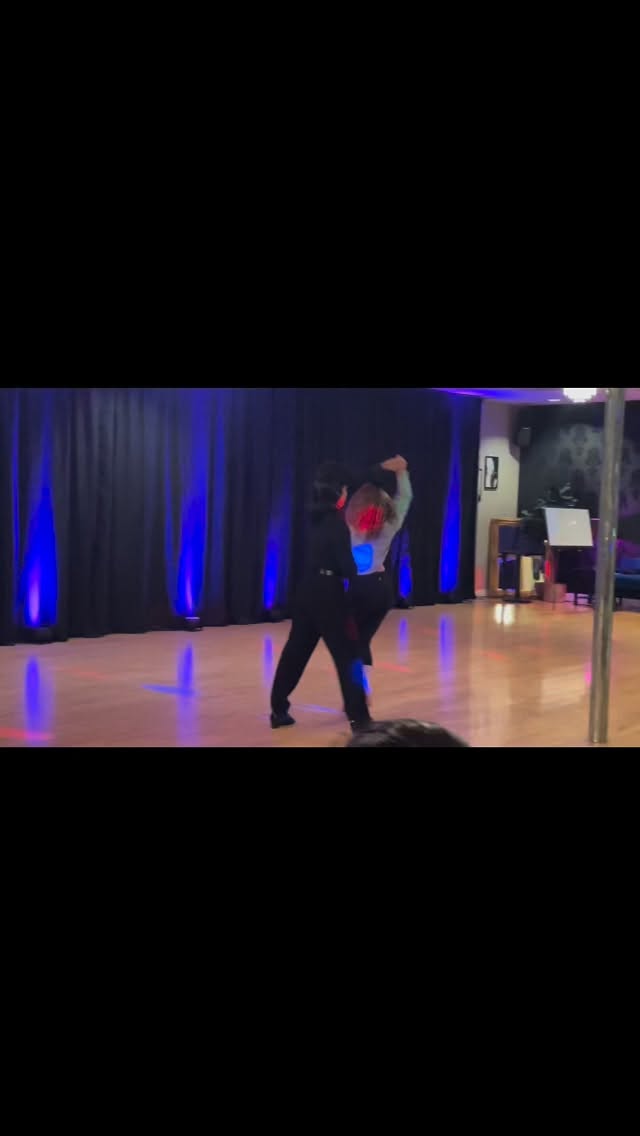 Totally awesome 80s/90s Spotlight Performances last night! Thank you to all our wonderful performers and friends that came out to support! Stay tuned for more Spotlight fun!!
#centurydancesport #ballroomdancing #proamdance #ballroomperformance #orangecounty