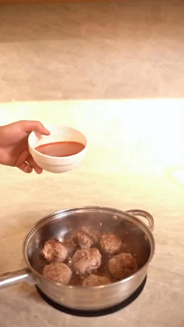 חברות מטבחים? מעצבים?
את הטכנולוגיה הזאת אתם חייבים להכיר ללקוחות.
אינוויזקוק, המטבח החדשני שהופך את השיש...לכיריים!
מתחמם רק כשמניחים עליו סיר, בטיחותי לילדים, והכי חשוב: לא צובר לכלוך.
כי ללקוחות שלכם מגיע לבשל בקלות, ובמקסימום נוחות!