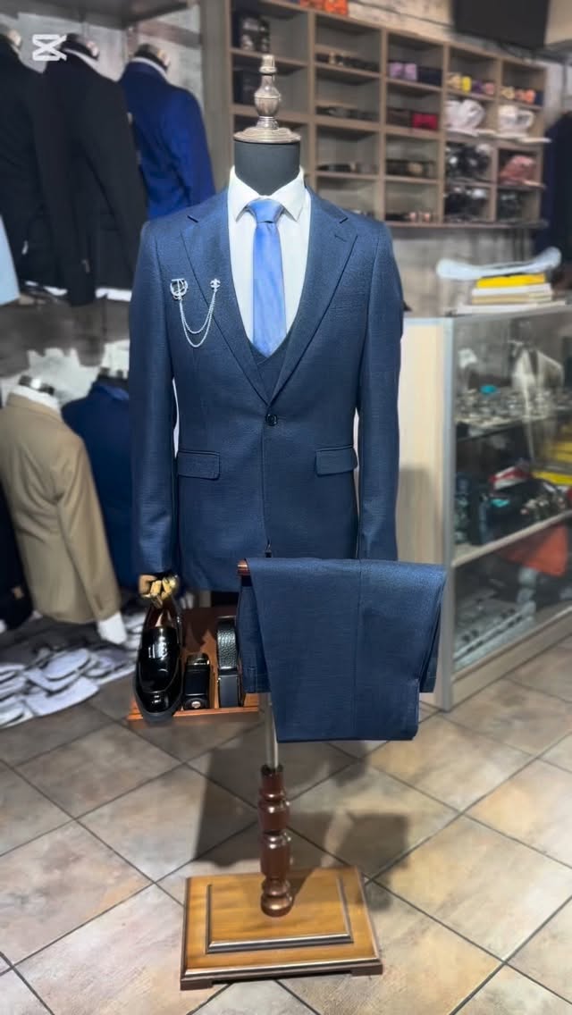 Check out this outfit only at our shop…..
* Suit - R1650
* Shirt - R350
*Brooch-150
* Necktie - R150
* Belt - R250
* Cologne - R500
* Shoes - R1500
* Total - 4550
www.mandmformalclothing.com…. Update your wardrobe only at M&M Formal Clothing
#mandmformalclothing #creatorsearchinsight #southafrica #steezybwoi #matric2026