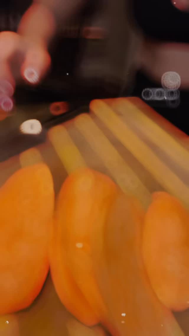 Happy Friday, friends ✨
A little reminder to start your day by noticing the simple joy around you. Maybe it’s the birds chirping, the sunshine on your face, the beauty of waking up to another day, the smell of warm coffee, a quiet moment of silence, or even a little dance party in the kitchen. Whatever it is, let it be something that grounds you and starts your day off right.
We have so many exciting things coming up and I can’t wait to share them with you.
On April 28, we’re hosting our Wellness Symposium, a beautiful evening to connect, indulge, and walk away feeling inspired, supported, and ready for growth.
Then on May 30, join us for our one day women’s wellness retreat, a special day focused on awakening from within through movement, nourishment, self care, and meaningful moments to fill your cup.
Take this as your little reminder to carve out time for yourself. You deserve it 🤍
#SoraWellBar #WellnessEvents #FridayJoy #FillYourCup