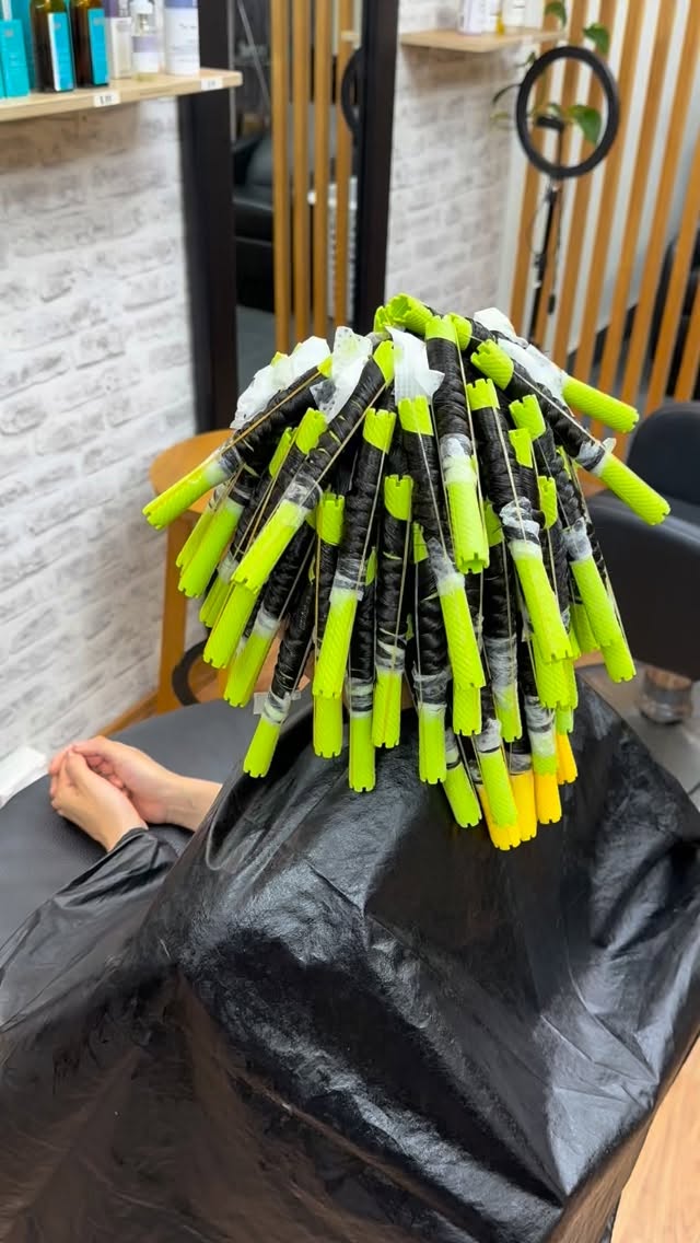 Defined yet airy curls, giving that cool, undone vibe ✨
Perfect for those who want movement without over-styling.
Best results on natural hair — bleached hair is not suitable for perm.
Book your transformation online only.
#hippieperm#permspecialist#wavyhairstyle#hairtransformation#koreanhairstyle