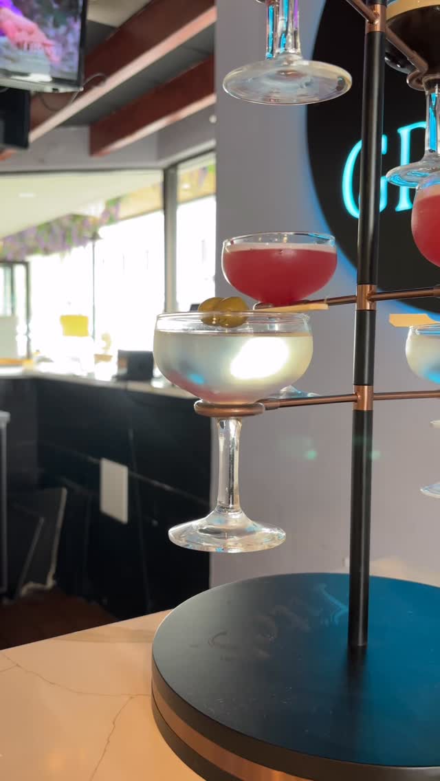 Our ✨NEW✨ @titosvodka Martini Towers are perfect for ‘Tini Tuesdays 🍸 #girldinner #cabinjohnvillage #potomacmd @cabinjohnvillage