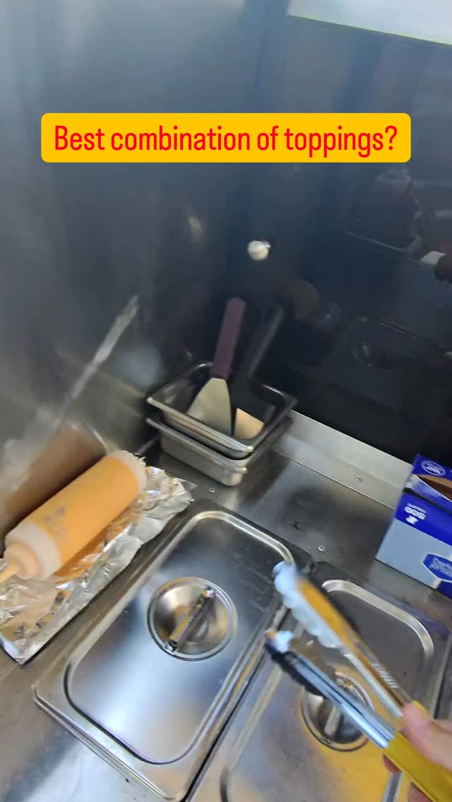 Grilled Onions, Cheese, and Ketchup. It's like a flavor explosion, but needs to be done right. One day in the near future, we will do a Philly Cheesesteak, THE RIGHT WAY. But for now this is the closest we're going to get.
#hotdogs
#hotdogcart
#thehotdogguy
#sabrett
#nystyle
#foodtruck
#foodcart
#staugustine
#jaxbeach
#nevergiveup
#fyp