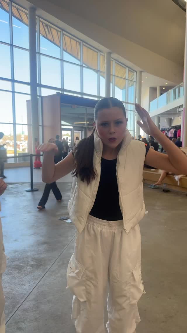 “Sweat the world” ready to hit the stage!! 🔥🪩