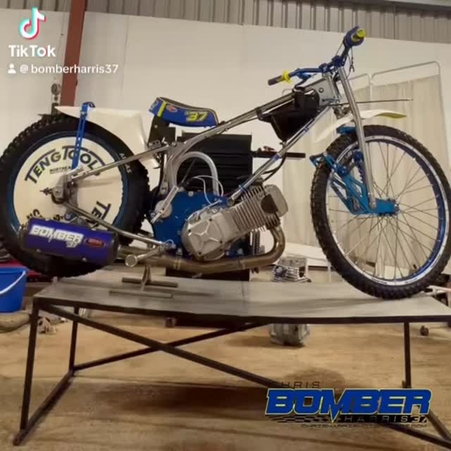 🎥POV: Engine change ahead of tonight 🔧🔥💣
📍Glasgow Workshop 🐅
#teamharris37 #speedway #żużel #chrisbomberharris #fyp