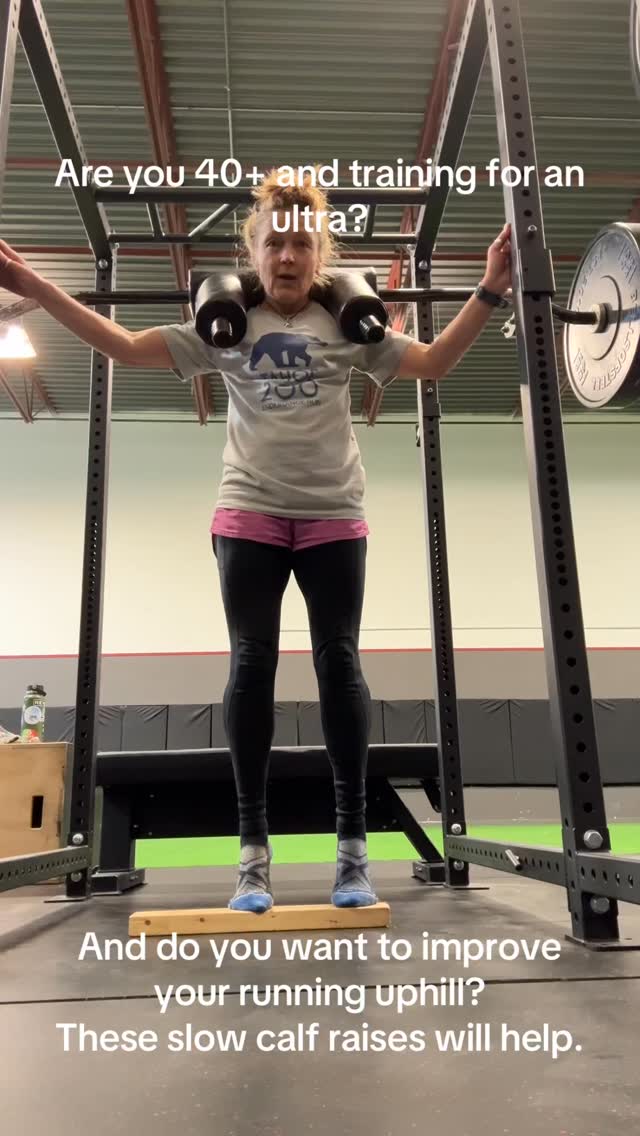 Are you 40+ and training for an ultra?
Do you struggle climbing hills?
These calf raises will help to improve your power and strength on the climbs. They are not easy but definitely will help with your uphill efforts.
Try doing 2 sets to start off with of around 6-8 reps.
Make sure you move slowly and do not rush the exercise.
Run with Intention. Run Bold. Run Happy.
#UltrarunningCoach
#RunStrongOver40
#StrengthForRunners
#InjuryFreeRunning
#Sinister7100solo
@fortius_therapy