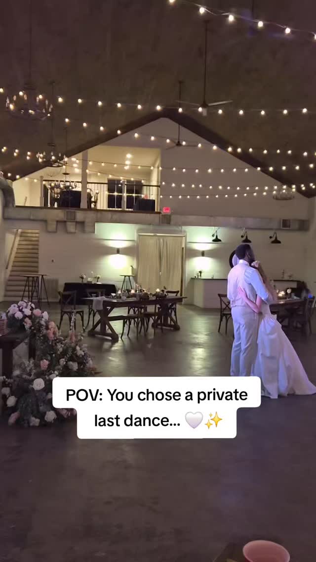 3 reasons why you NEED a private last dance before your send-off:
A quiet moment, just the two of you — no crowd, no pressure, just soaking it all in together
Time to reflect on your day and actually feel the moment after everything moves so fast
The most intimate, emotional memory you’ll carry long after the night ends
Trust me… this is the moment you don’t skip 🤍
Www.luciascreations.co
#atlantaphotographer #luciascreations #weddings