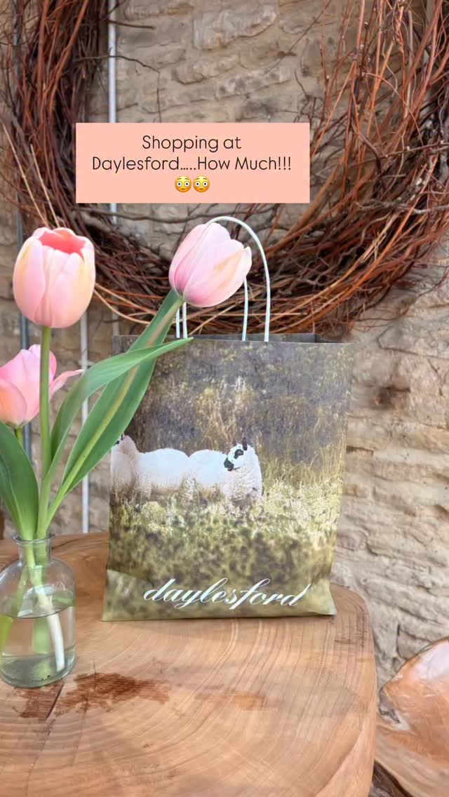 Is Daylesford really the most expensive farm shop in the entire country…YES!!
💰💰💰.
Don’t get me wrong, the fresh produce is unbeatable, the homewares are beautiful and inspire stunning table set ups but if you’re planning the weekly shop here make sure you take out a mini loan before you go.
#cotswolds #cotswoldlife #foodie #daylesford #organicshopping #expensive.
📍Daylesford Organic Farm Shop GL56 0YG