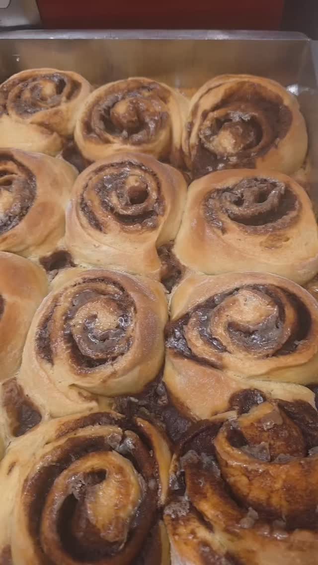 At @coffeecrossingmontana The freshest of cinnamon rolls this morning, with the bestest of cream cheese topping. Get 'em while we got 'em!!