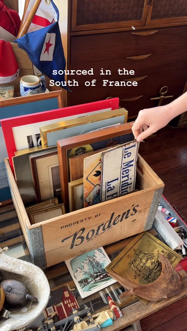 This special 1930s advertising sign traveled home with us from the South of France 🇫🇷🥖
The colors, the patina, the condition.. chef's kiss
“Le méridional” in French can mean “the southerner / from the south” or refer to the south of France in a general cultural sense.
But “Le Méridional” is also most likely referencing the French regional newspaper based in Marseille. ("en vente ici" = "sold here")
Can't wait to show you the rest of what we got on our French adventures!