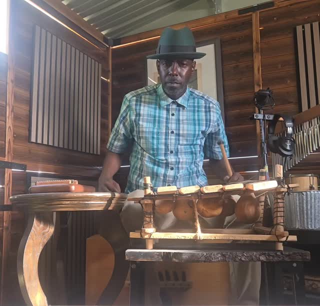 420 Pre-roll Shed... getting high off the calm melodies from the kalimba and balaphone. ππΏπ€ #wudshedsounds #goodgriot