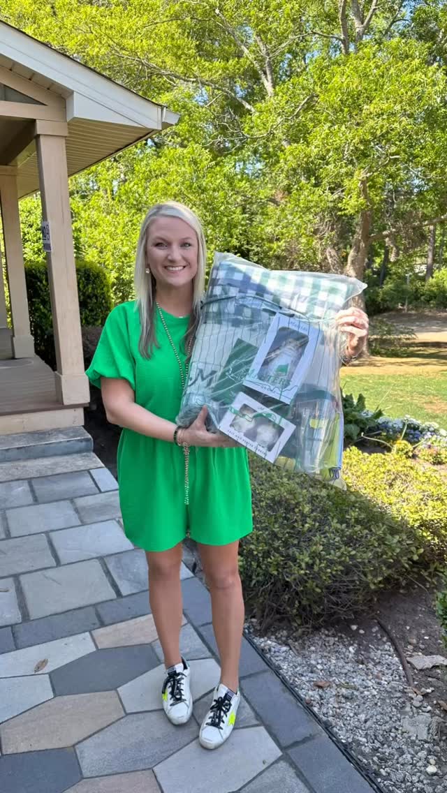 Golf clap 👏🏼👏🏼👏🏼👏🏼 for our #luckylocal and winner of our Master’s Week Swag, @brandyring! Thank you to all who entered! We think a full year is too long to wait for another giveaway. What do you think?
#jacobslandmanagement #landscapedesign #giveawaywinner #notsponsored