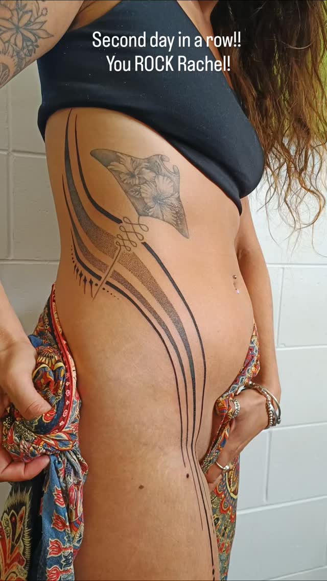 Second day in a row!! Keep looking to the end to see the leg and ankle tattoos!!
We had an awesome 2 days with my lovely friend Rachel. When you don't even flinch, you get the best lines tattoos. You ROCK girl!!!
Thank you so much for your trust and looking forward to do the other side 😃
#geometrictattoo #blackworkers #dotworktattoo #tattoo #ornamentaltattoos