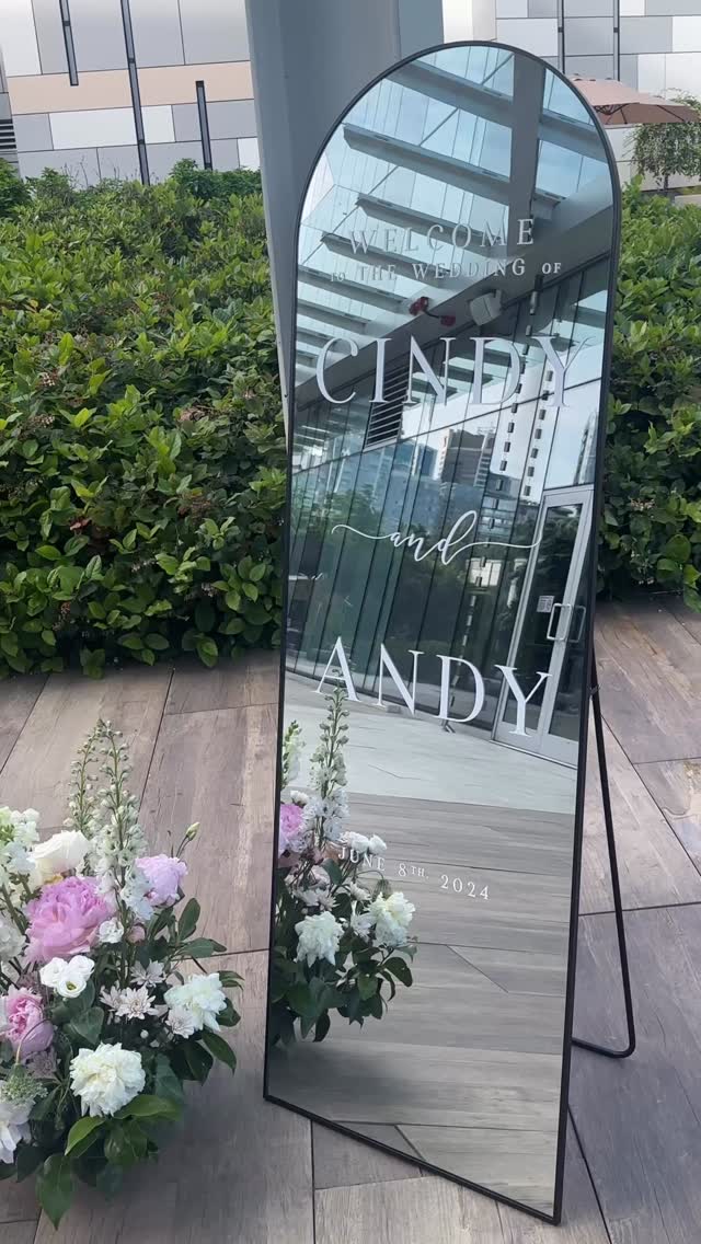 From first look to last dance, every moment of this luxury wedding was stunning.
Some couples show their love, and others move through the whole day in it. That was C&A. A perfectly structured day, full of meaning at every turn - from emotional vows to a hype entrance that turned into a full dance floor takeover. The energy never dropped, and their friends and family kept it going all the way to the final song.
A beautifully curated celebration at JW Marriott Parq Vancouver.
Congratulations @_cindyma & @andywytruong 💍
Venue — @jwmarriottvan
Planner — @eventsby.ml
Florals — @yyfloraldesign
Photography — @sowedding
Decor — @divine_decor
Hair & Makeup — @jeiscoco
DJ & MC — @requestdjservices
Vancouver Wedding DJ | Wedding DJ & MC | Luxury Wedding DJ Vancouver | Lower Mainland Wedding DJ
#VancouverWeddingDJ #WeddingDJVancouver #VancouverWeddings #LuxuryWeddingDJ #YVRWeddings